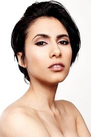 Cristina Vee